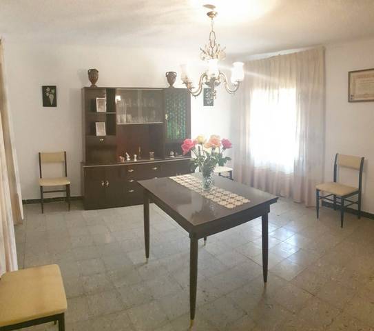 Casa-chalet en Venta en Munébrega