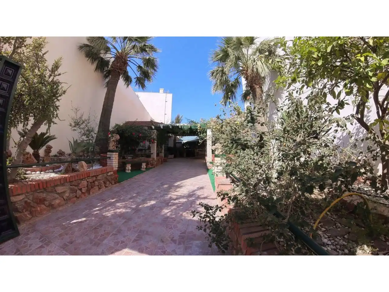 Jardí de Casa o xalet en venda en El Ejido amb Calefacció, Jardí privat i Terrassa
