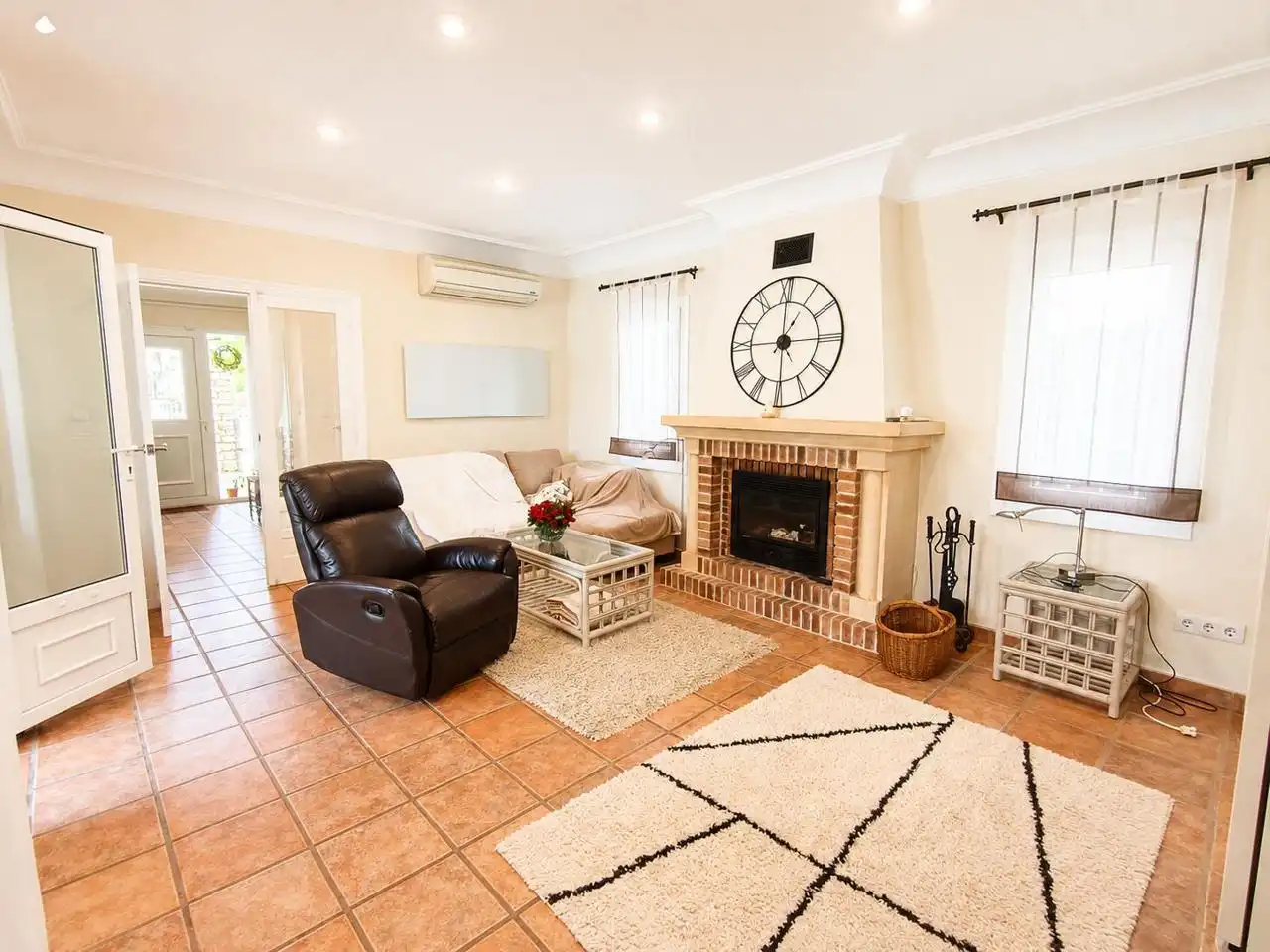 Sala de estar de Casa o chalet en venta en Oliva con Terraza y Piscina comunitaria