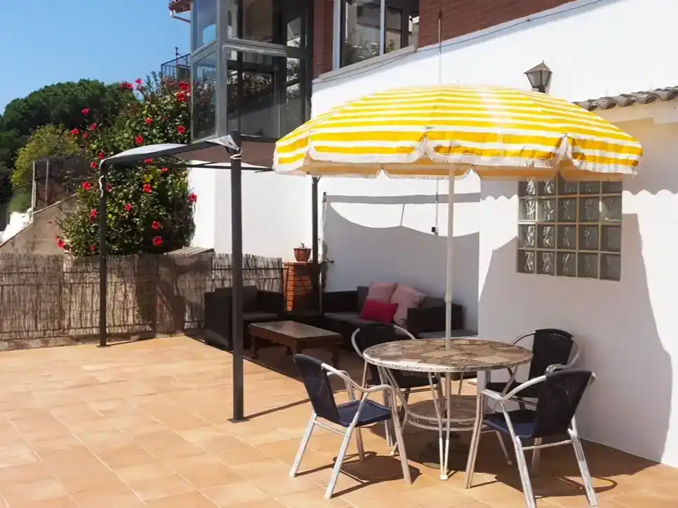 Terrasse von Wohnung zur Miete in Sant Cebrià de Vallalta mit Klimaanlage und Möbliert