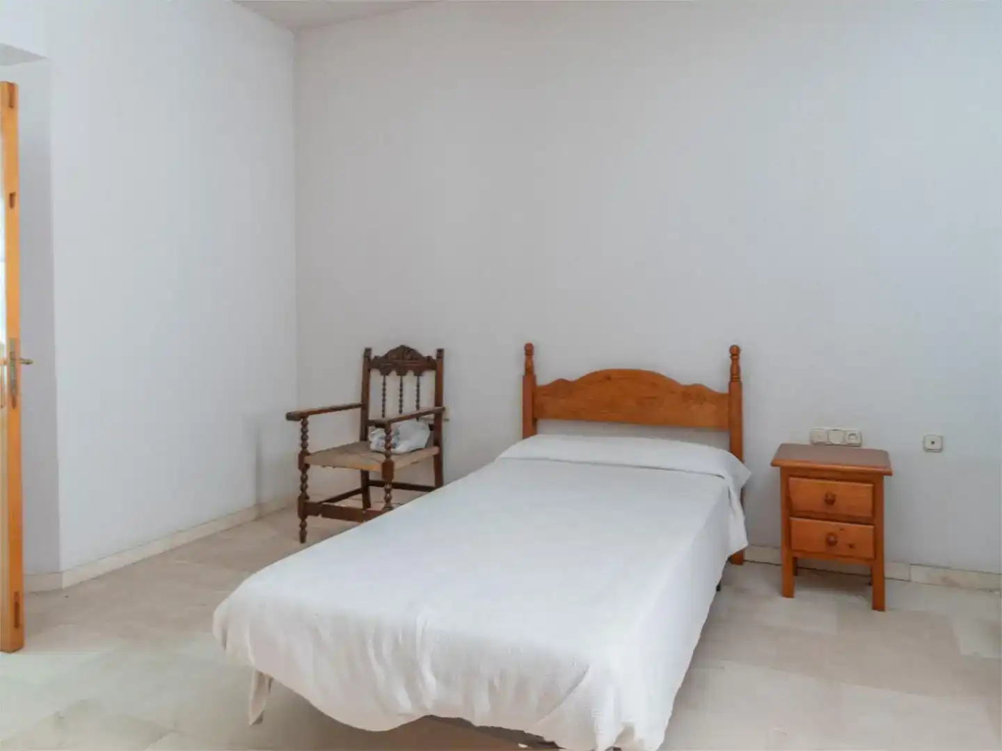 Habitación de Piso en venta en Granada con Jardín privado y Piscina