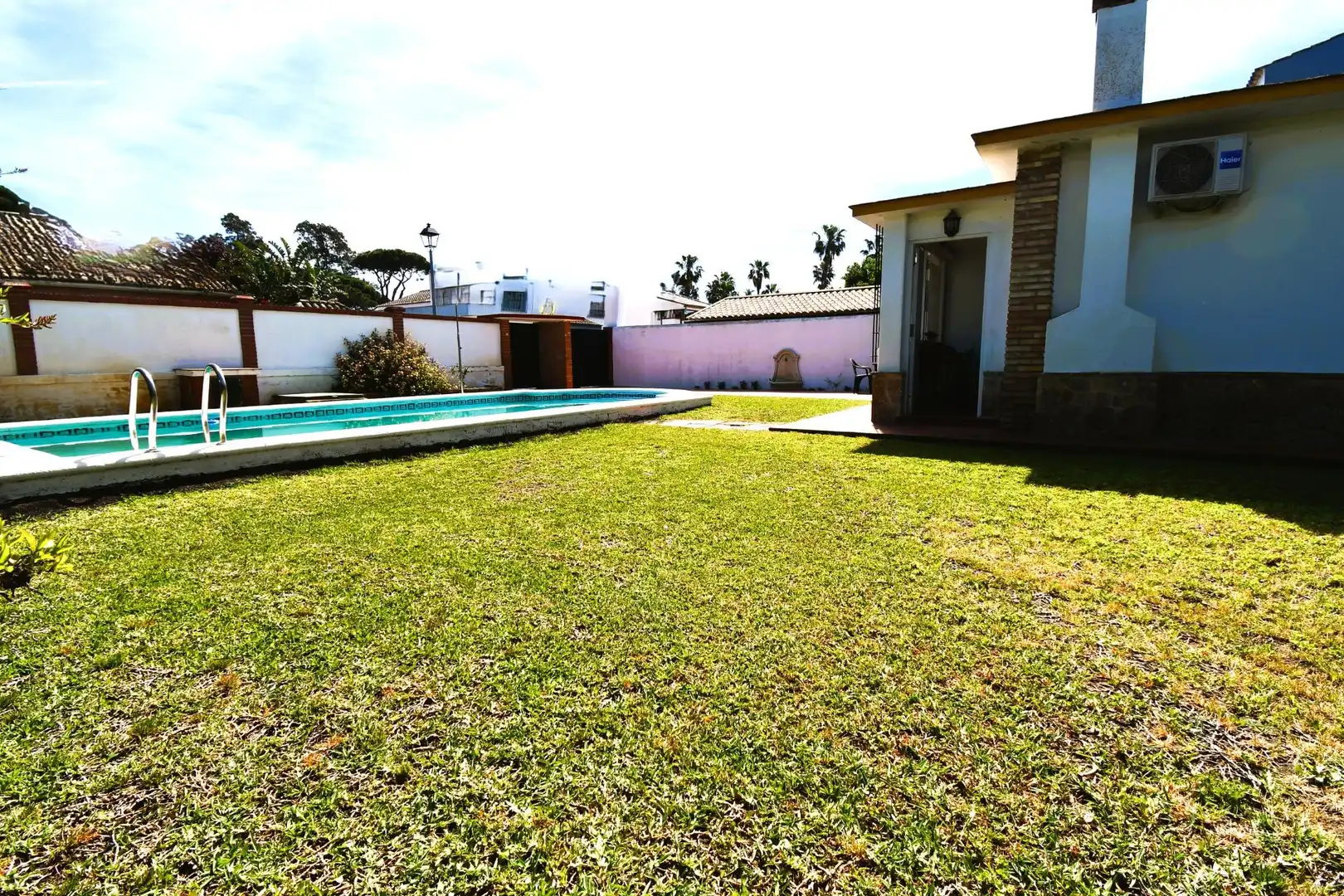 Piscina de Casa o xalet en venda en El Puerto de Santa María