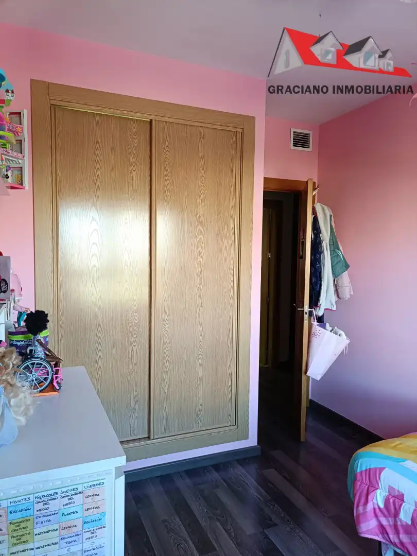 Habitación de Piso en venta en Albacete con Aire acondicionado, Calefacción y Trastero