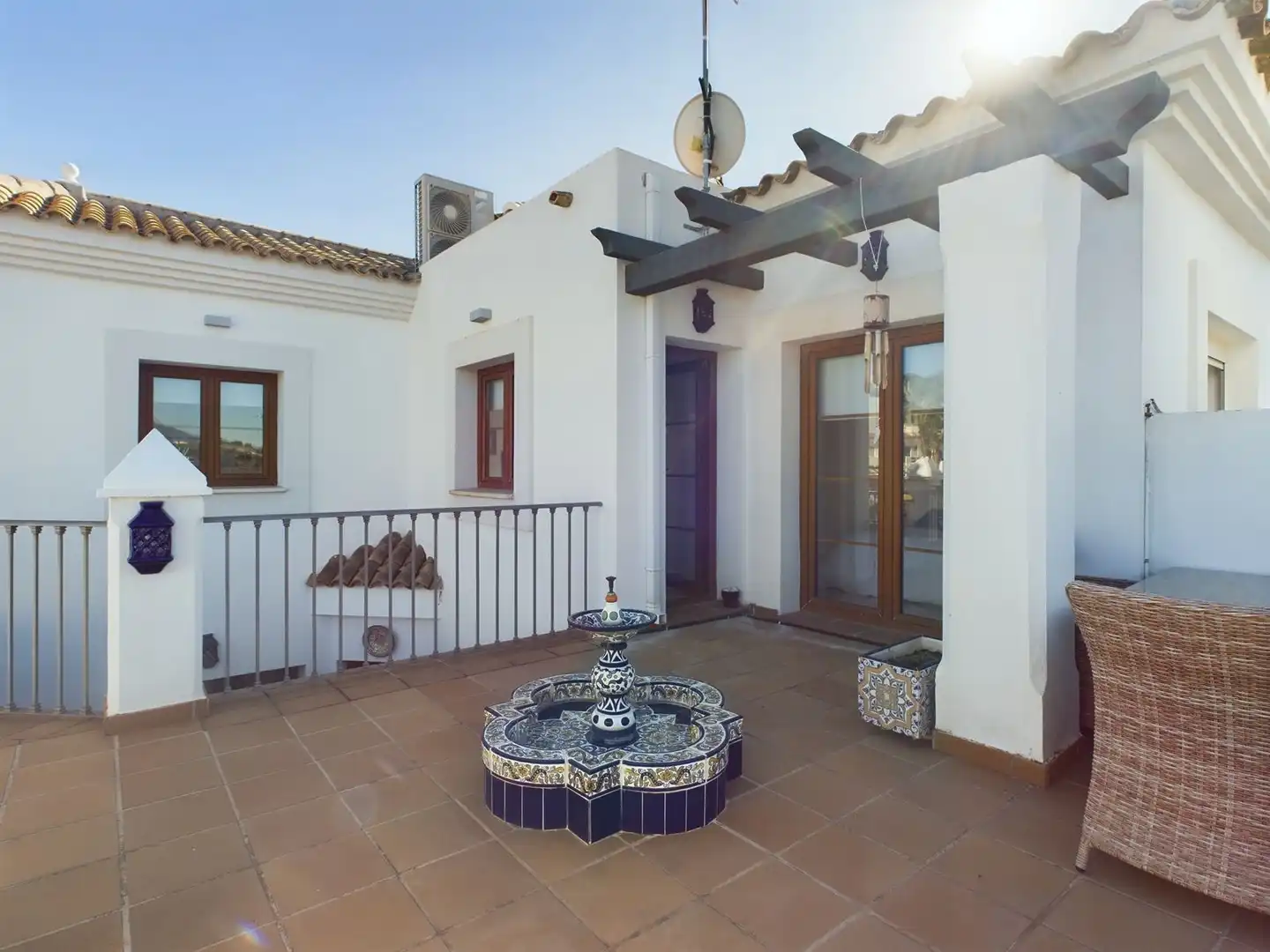 Terrassa de Casa adosada en venda en Dos Hermanas amb Jardí privat, Terrassa i Traster