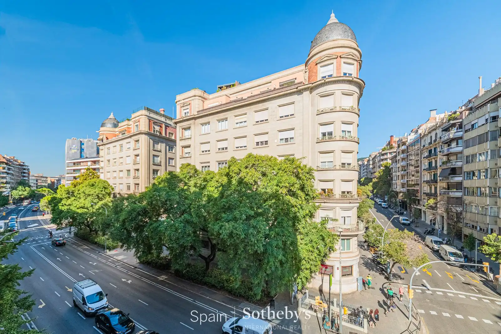 Vista exterior de Apartament en venda en Barcelona amb Aire condicionat, Calefacció i Traster