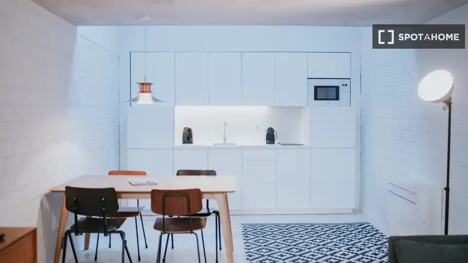 Cocina de Piso de alquiler en Madrid con Aire acondicionado, Calefacción y Amueblado