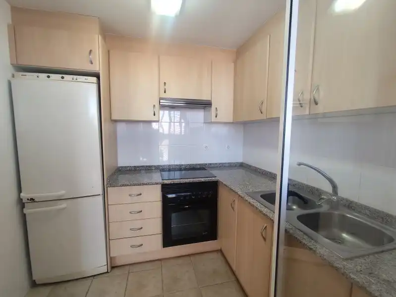 Cuina de Apartament en venda en Cullera amb Aire condicionat, Terrassa i Moblat