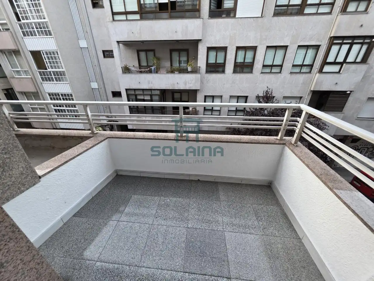 Flat with terrace to rent in Couto, imagen 4