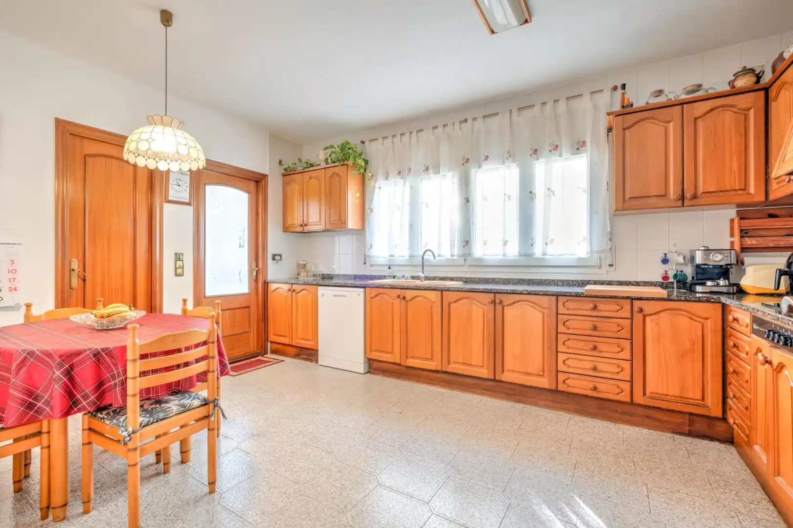 Cocina de Casa o chalet en venta en Blanes con Calefacción, Jardín privado y Piscina