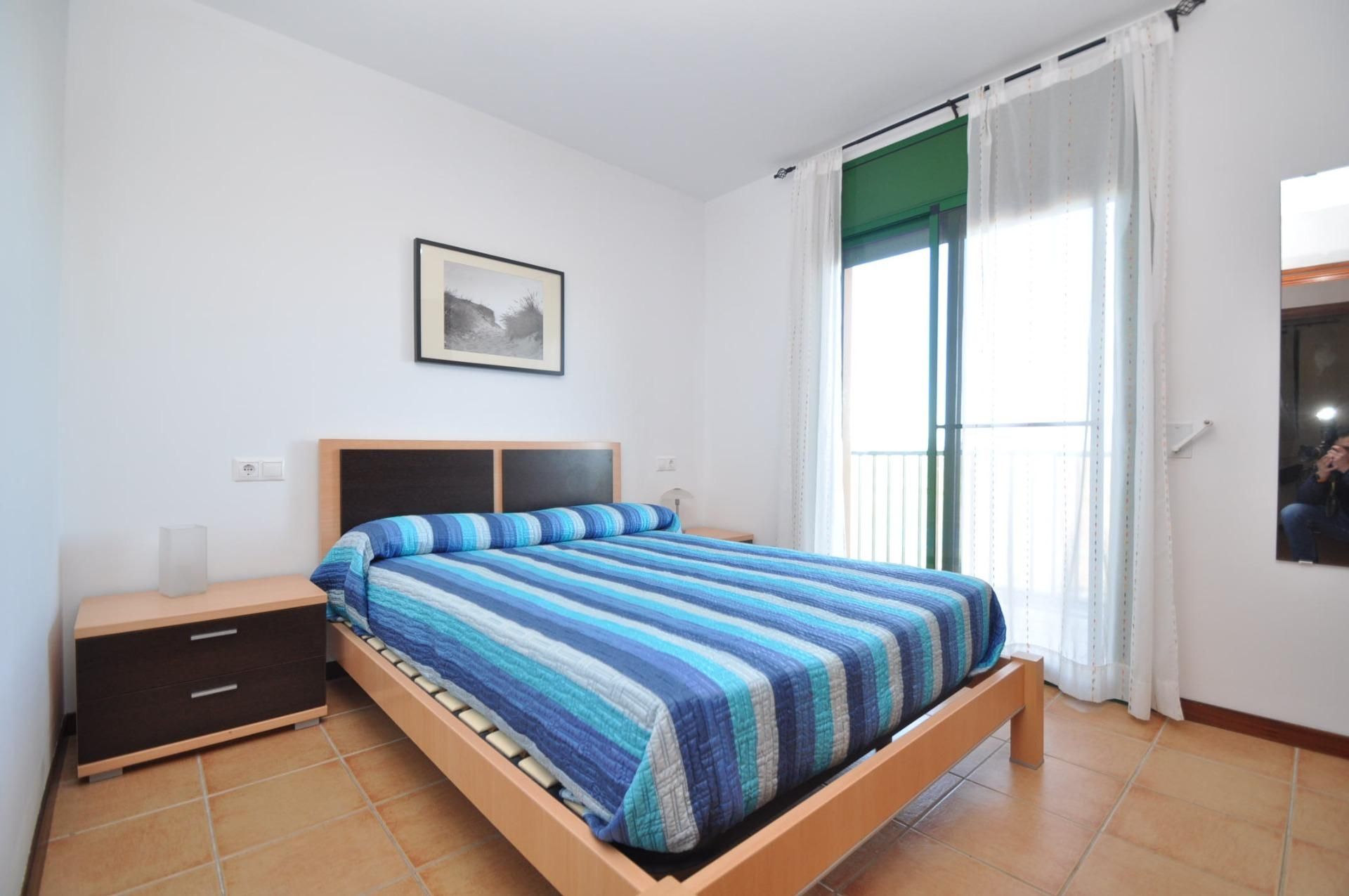 Dormitori de Apartament en venda en Amposta amb Aire condicionat i Terrassa