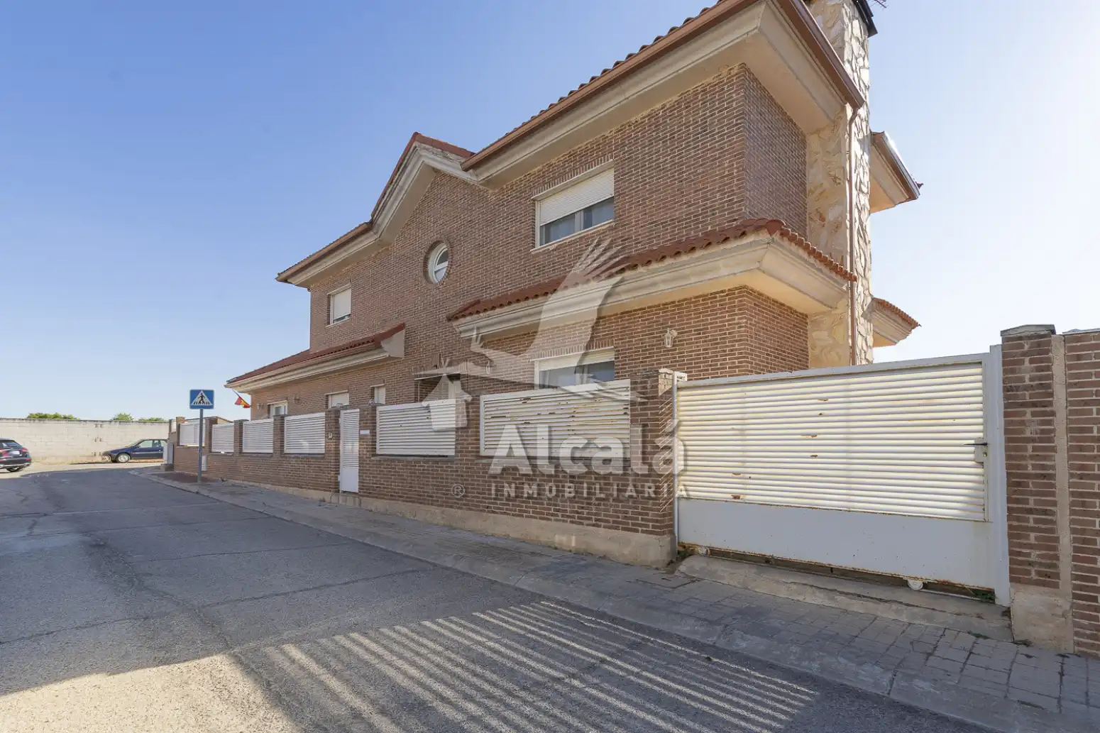 Vista exterior de Casa o chalet en venta en Los Santos de la Humosa con Calefacción y Trastero