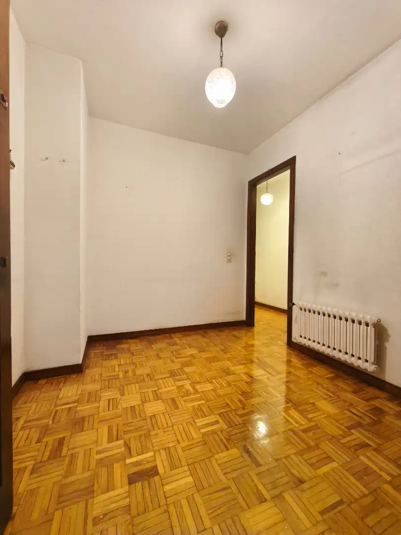 Piso con ascensor en venta en Rúa de Frei Rosendo Salvado, imagen 4