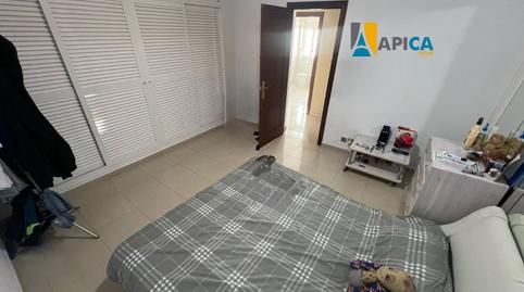 Foto 4 de Casa adosada en venda a Los Barrios, Cádiz