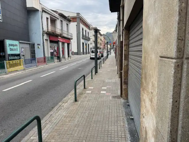 Vista exterior de Casa adosada en venda en Anglès amb Calefacció, Jardí privat i Terrassa