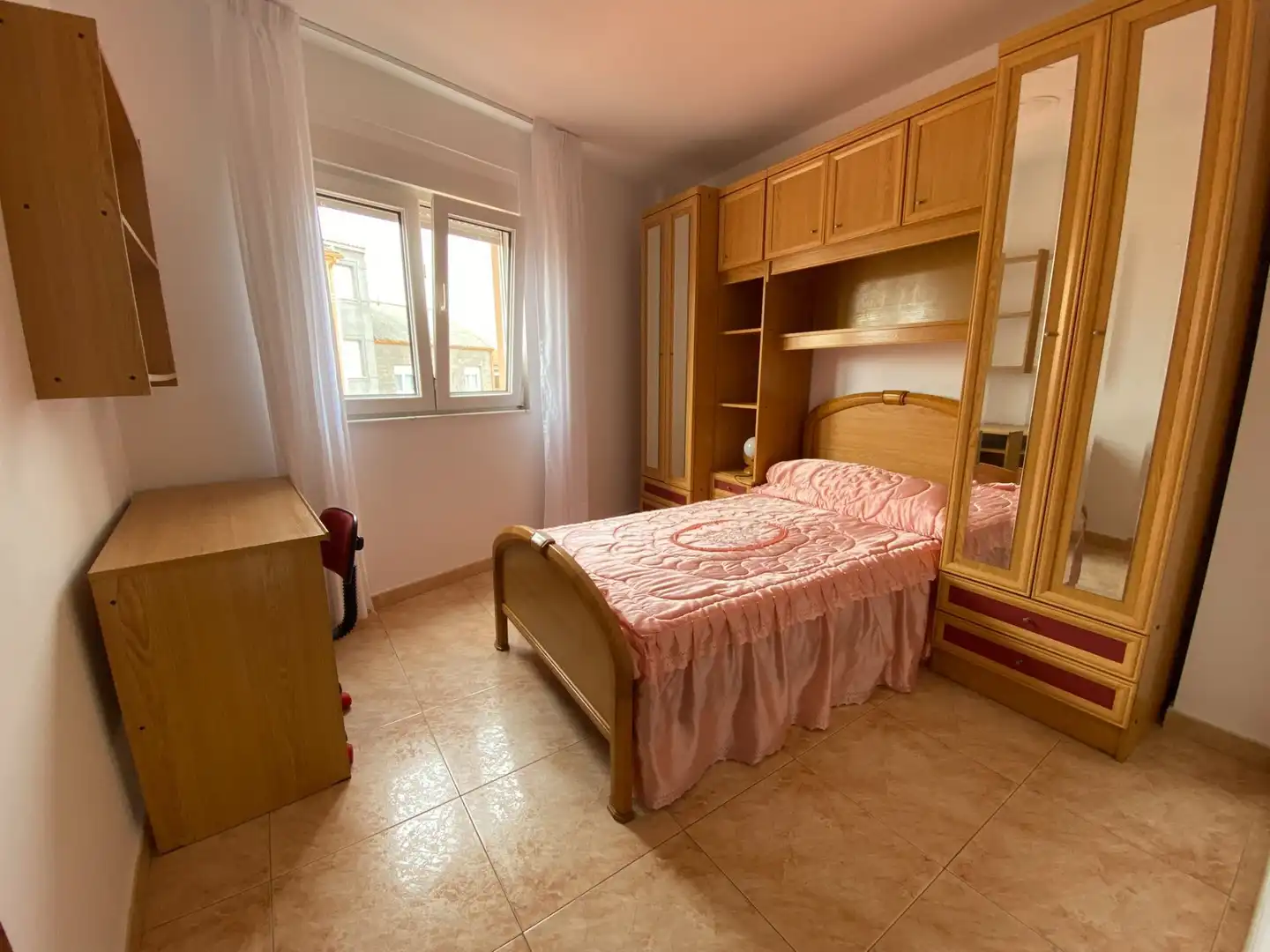 Habitación de Piso en venta en Fisterra con Terraza, Trastero y Amueblado