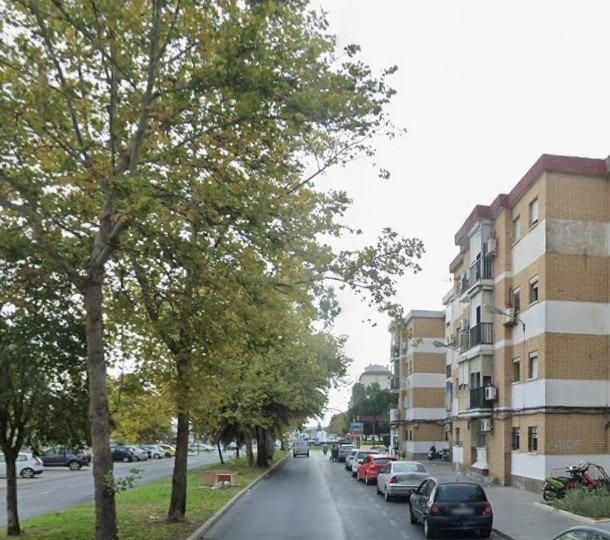 Vista exterior de Pis en venda en  Huelva Capital