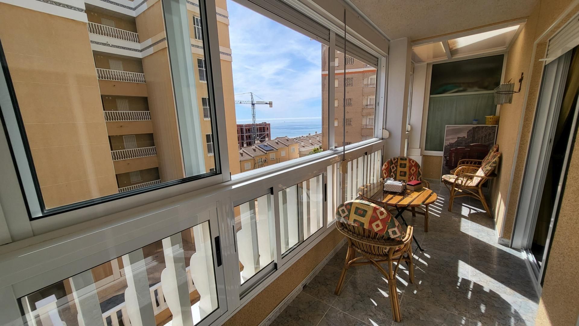 Terrassa de Apartament en venda en Elche / Elx amb Jardí privat, Terrassa i Traster