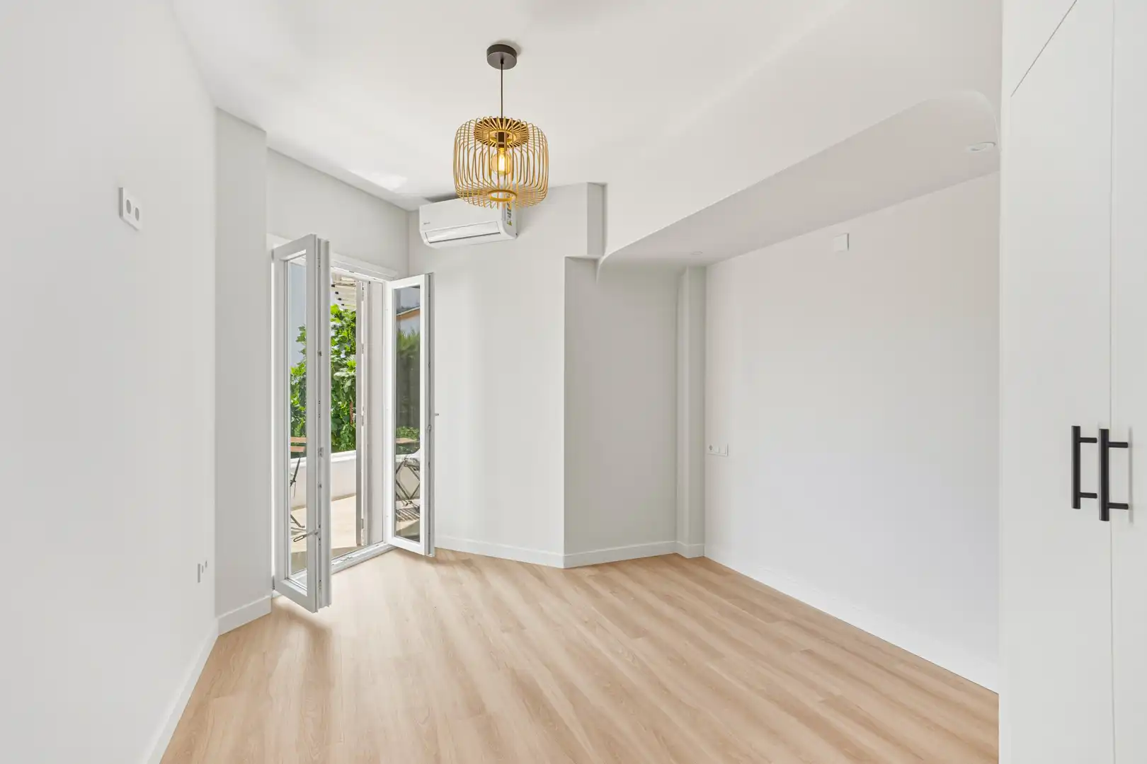 Bedroom of Ground floor for sale in Mijas  with Air Conditioner, Terrace and Swimming Pool