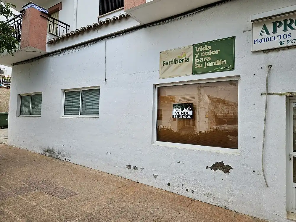 Exterior view of Commercial properties for sale in Brozas