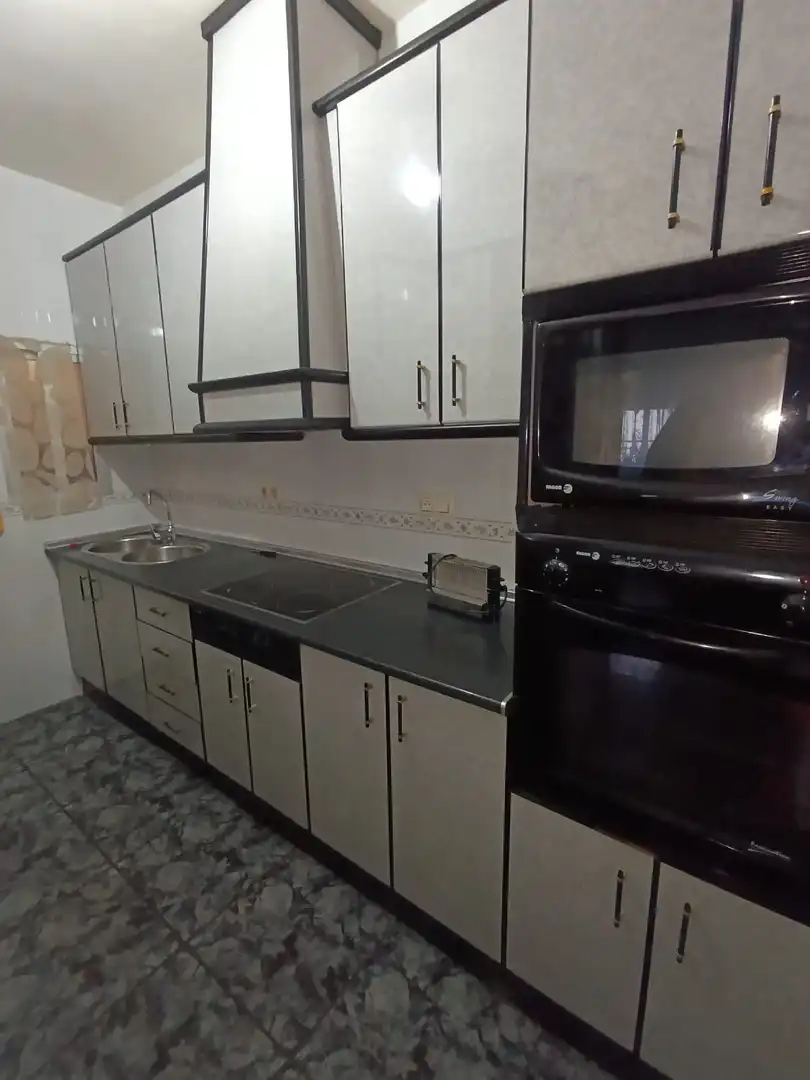 Cuina de Casa o xalet en venda en Linares amb Aire condicionat, Calefacció i Terrassa