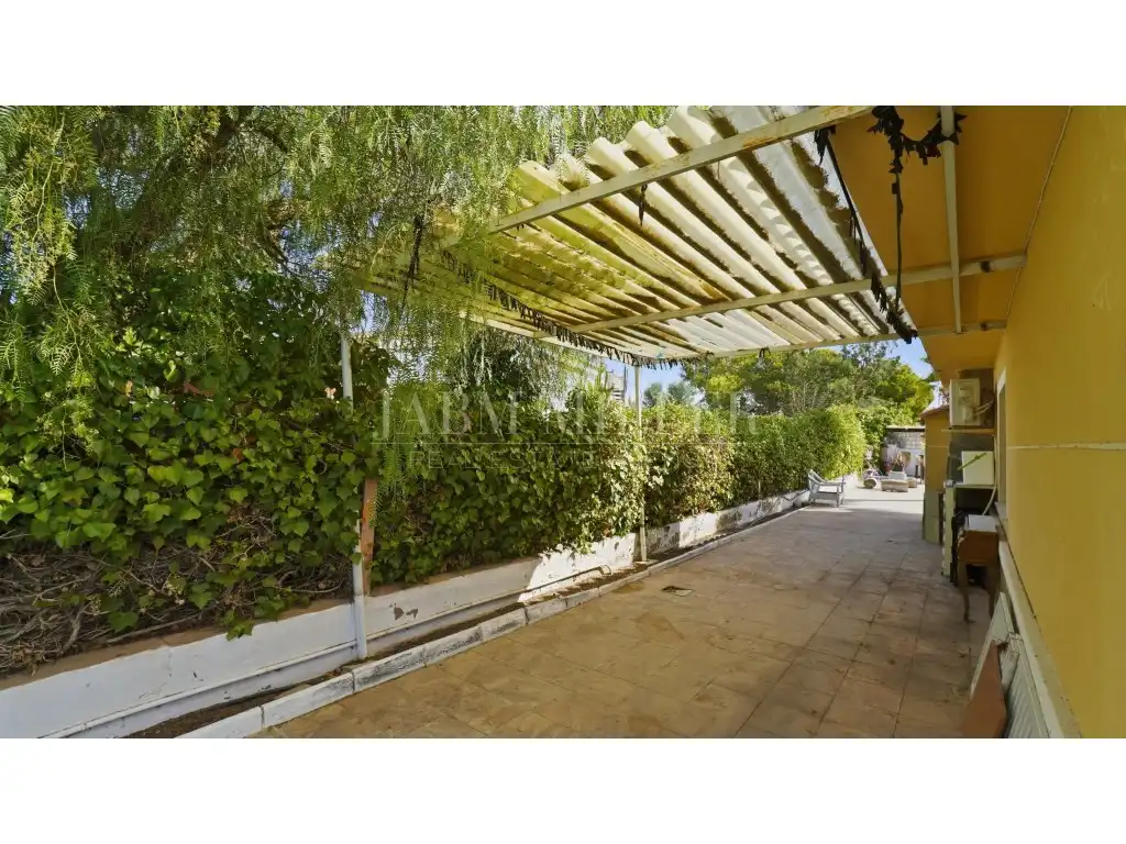 Garden of Houses for sale in La Huerta  