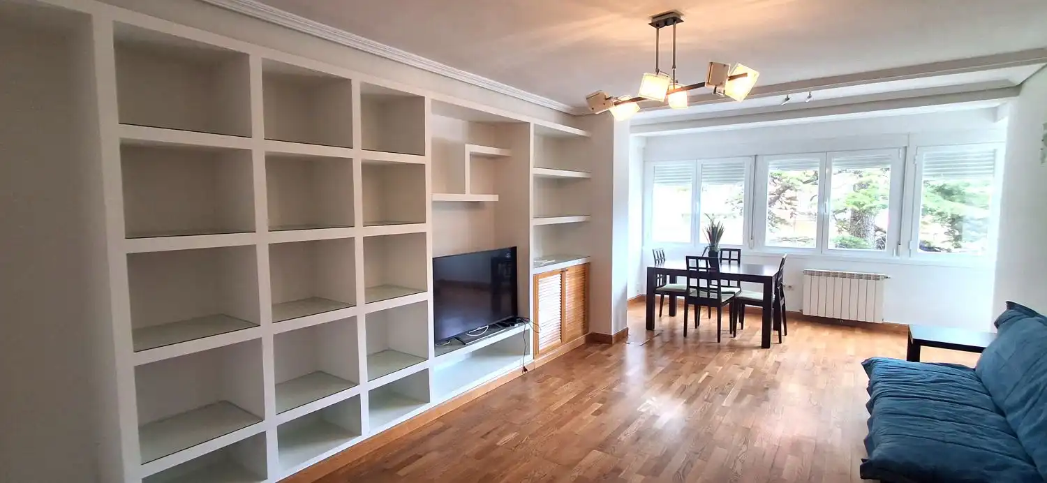 Living room of Flat for sale in Valladolid  with Heating and Parquet flooring