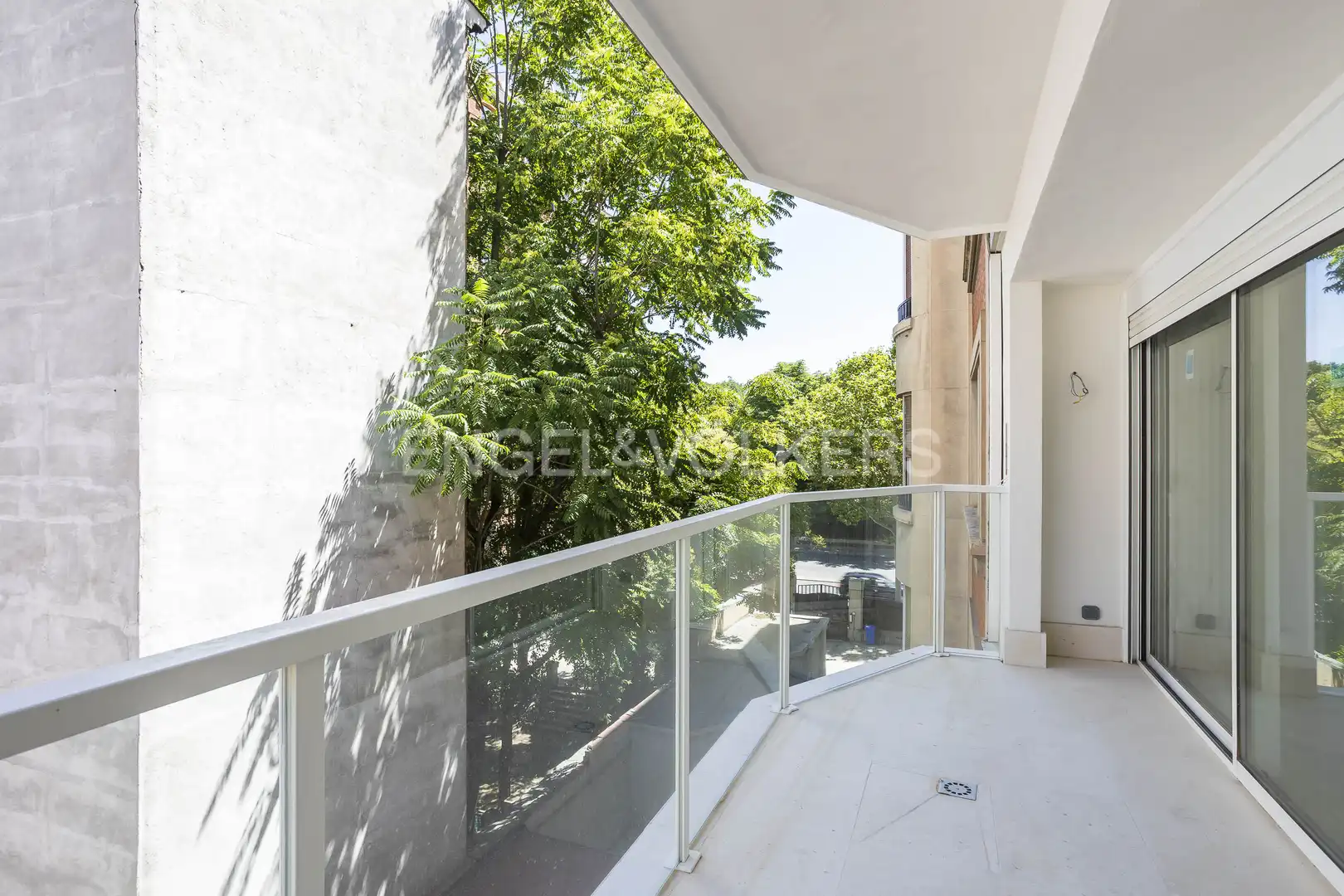 Piso con ascensor en venta en Casado del Alisal, imagen 7