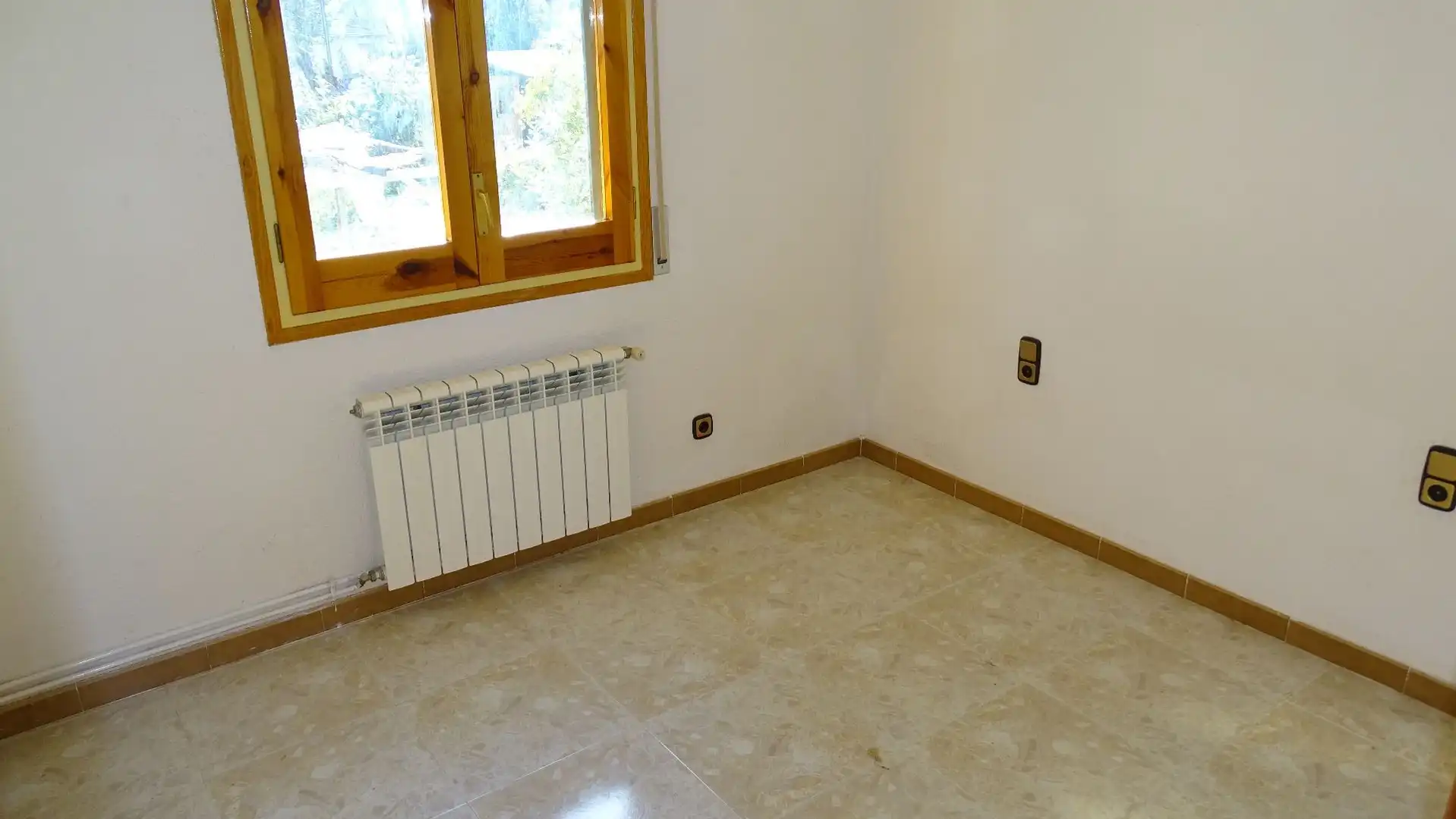 Dormitori de Casa o xalet en venda en Olivella amb Calefacció, Jardí privat i Terrassa