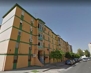 Exterior view of Flat for sale in  Sevilla Capital