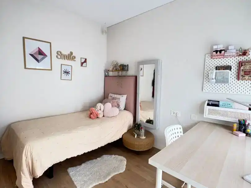 Dormitori de Casa adosada en venda en Churriana