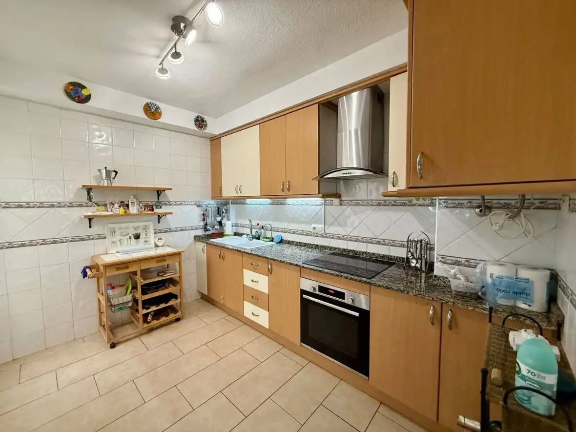 Küche von Wohnungen zum Verkauf in Santa Pola mit Heizung, Terrasse und Schwimmbad