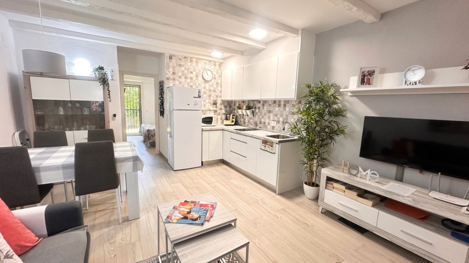 Cocina de Apartamento en venta en Dénia con Aire acondicionado, Terraza y Piscina