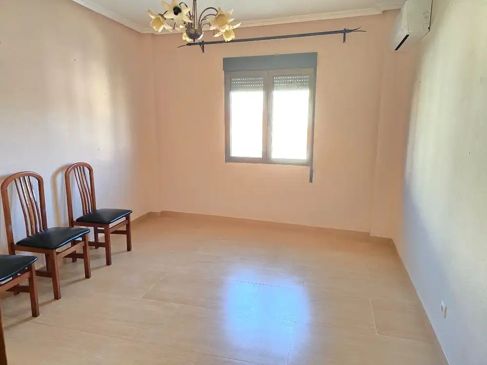 Schlafzimmer von Wohnung zum Verkauf in Brozas mit Klimaanlage, Terrasse und Möbliert