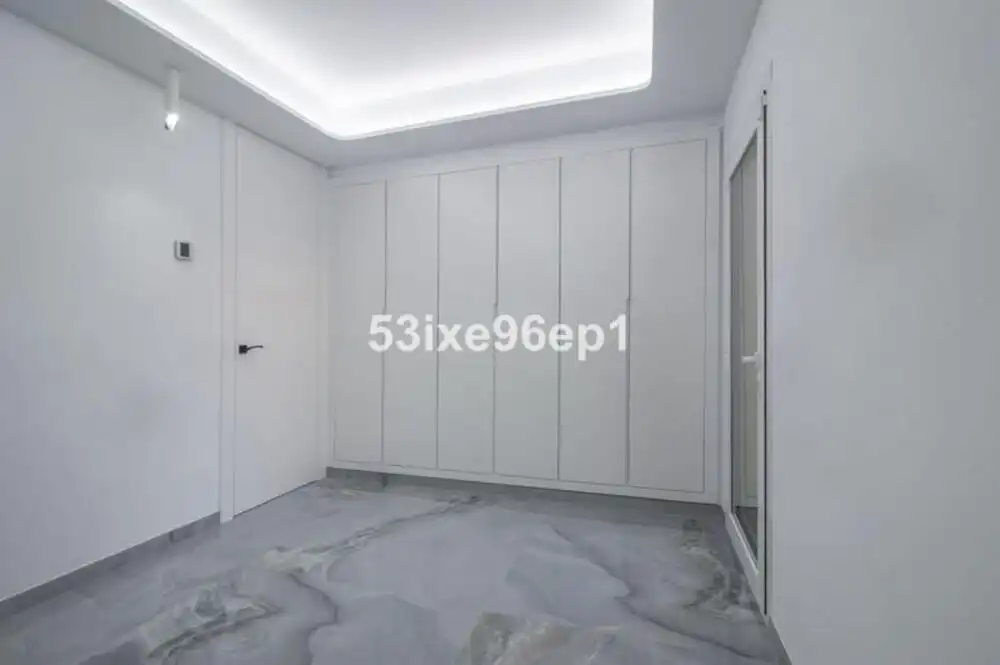 Planta baja de alquiler en Benahavís con Aire acondicionado, Terraza y Trastero
