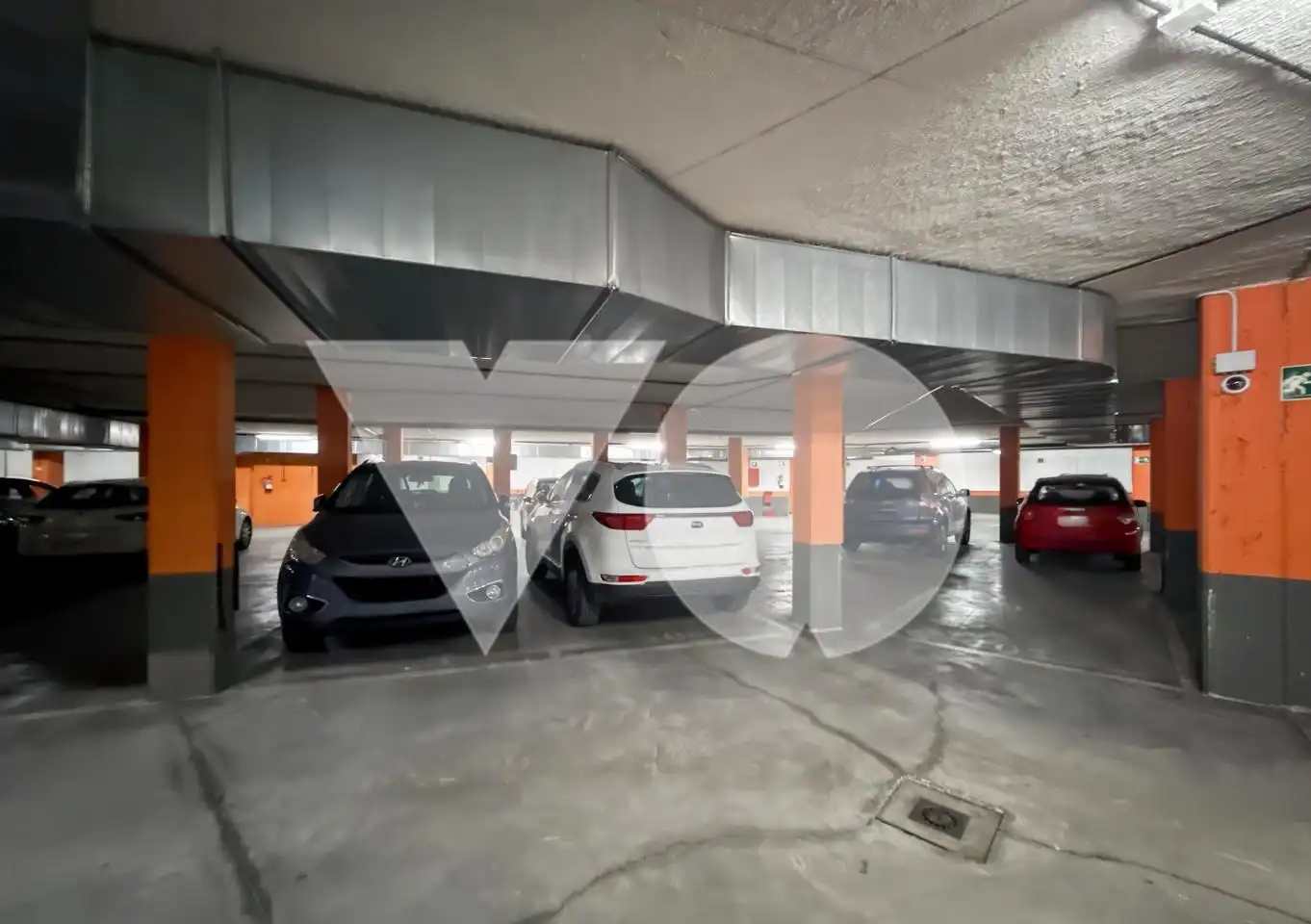 Parkplatz von Wohnung zum Verkauf in Madrid mit Klimaanlage und Möbliert