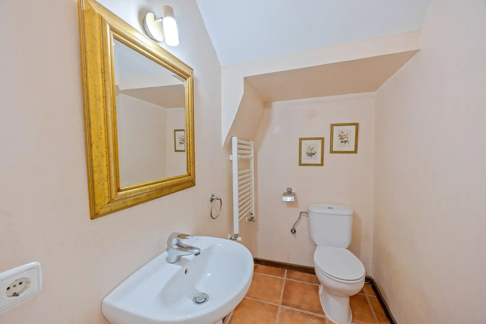 Bany de Casa adosada en venda en Sotogrande amb Jardí privat, Terrassa i Piscina