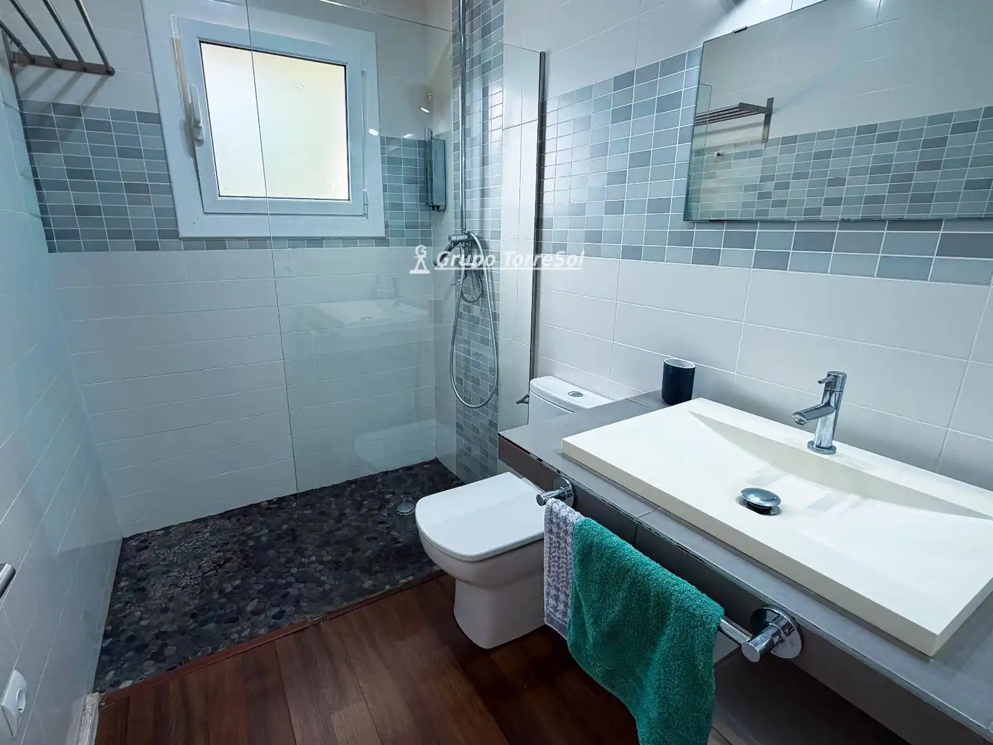 Bathroom of Flat for sale in El Vendrell  with Terrace, Swimming Pool and Furnished