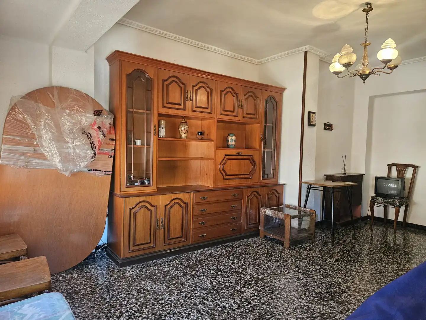 Sala de estar de Piso en venta en Castellón de la Plana / Castelló de la Plana con Trastero, Amueblado y Horno