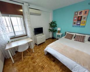 Bedroom of Apartment to share in  Madrid Capital  with Heating, Furnished and Oven