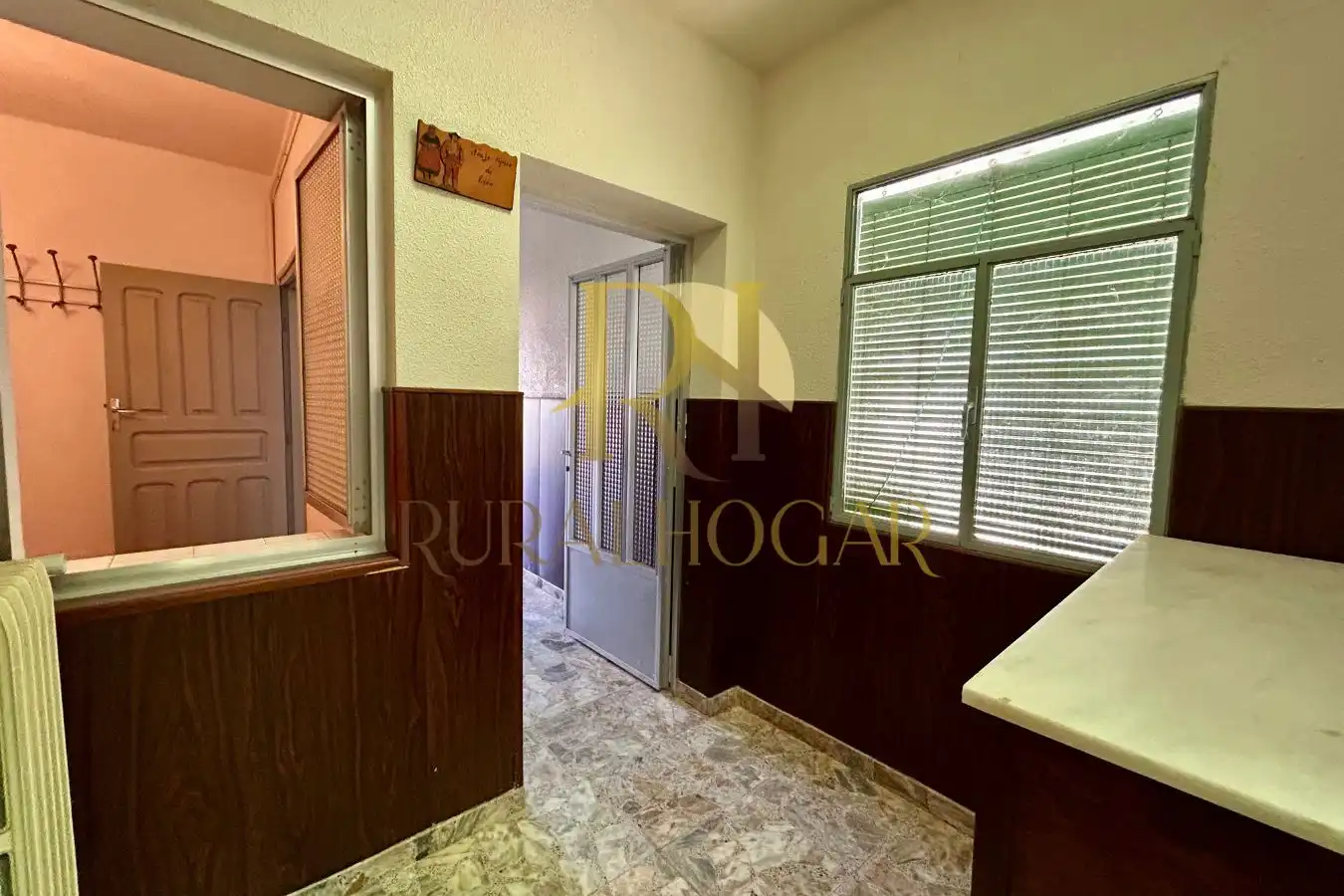 Houses for sale in Villazala  with Storage room