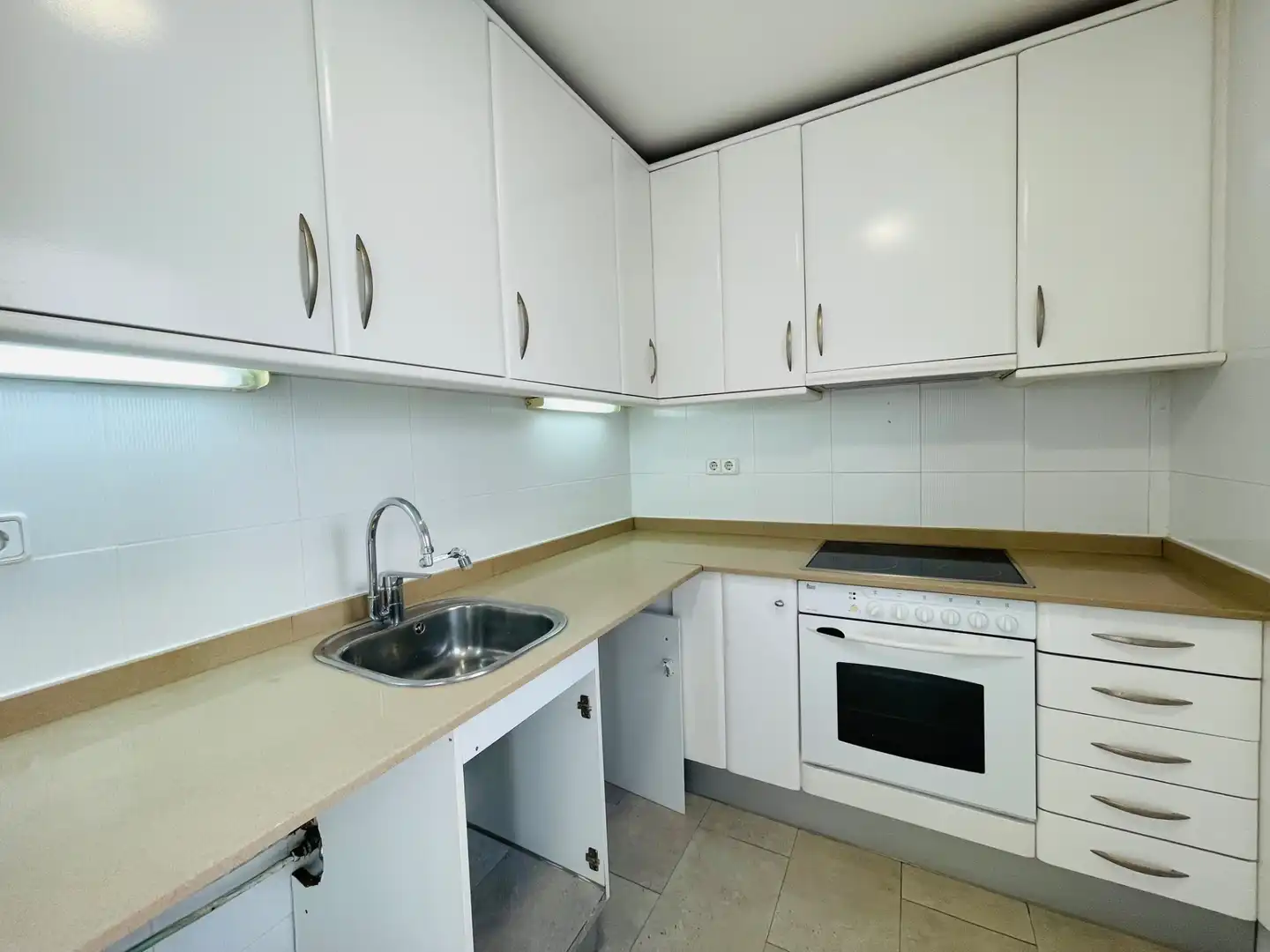 Cocina de Ático en venta en Barcelona con Aire acondicionado, Calefacción y Parquet