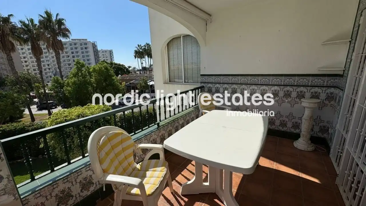 Piso con piscina en venta en La Carihuela - Los Nidos, imagen 8