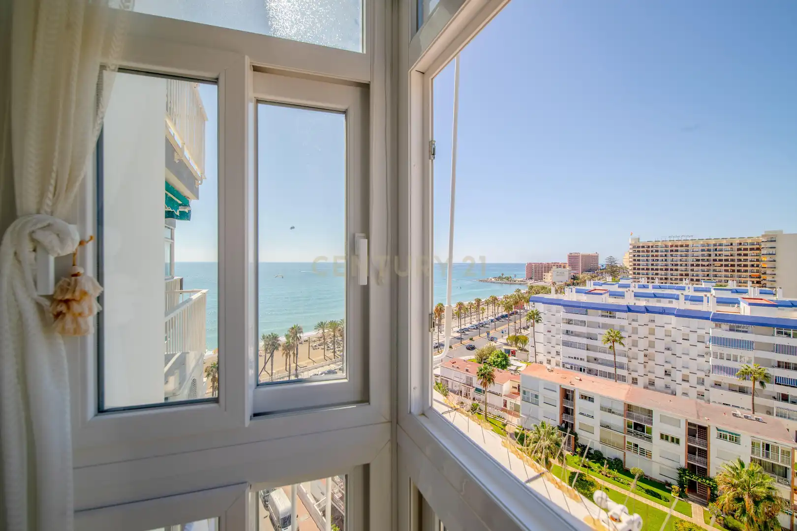 Apartment with pool for sale in AV MANUEL MENA PALMA 2 MAITE IIBENALMADENA (MÁLAGA) 2, imagen 2