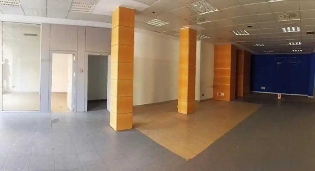 Local comercial en venda a Calle UNIVERSIDAD, imagen 4