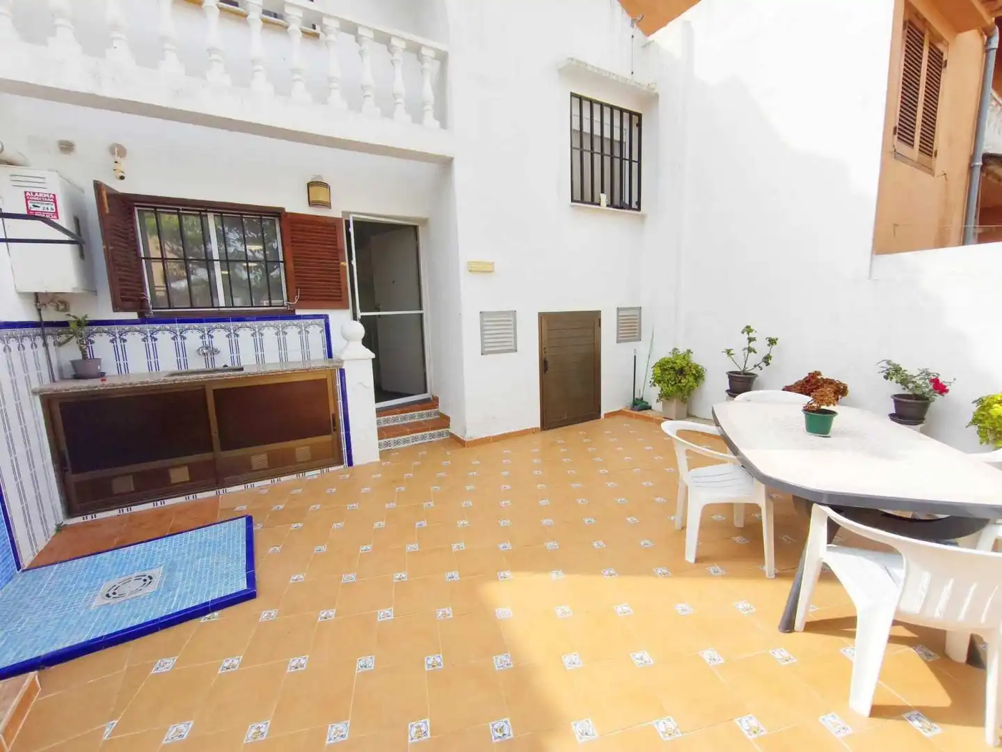 Garden of Detached homes for sale in Tavernes de la Valldigna  with Air Conditioner, Terrace and Swimming Pool