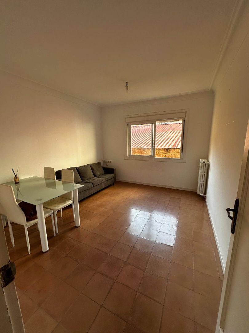 Sala d'estar de Pis de lloguer en  Barcelona Capital amb Calefacció, Moblat i Forn