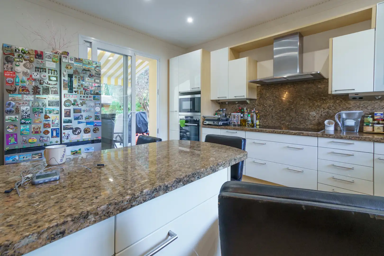 Cocina de Casa o chalet en venta en Marbella con Aire acondicionado, Jardín privado y Terraza