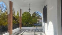 Terrassa de Casa o xalet en venda en  Jaén Capital amb Aire condicionat, Calefacció i Jardí privat