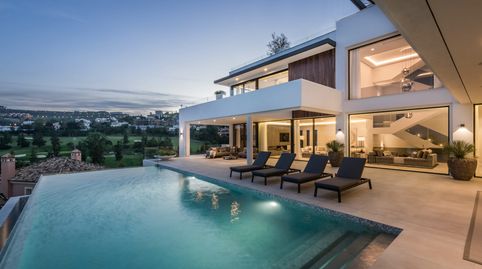 Villa en venta en La Alqueria, Benahavis