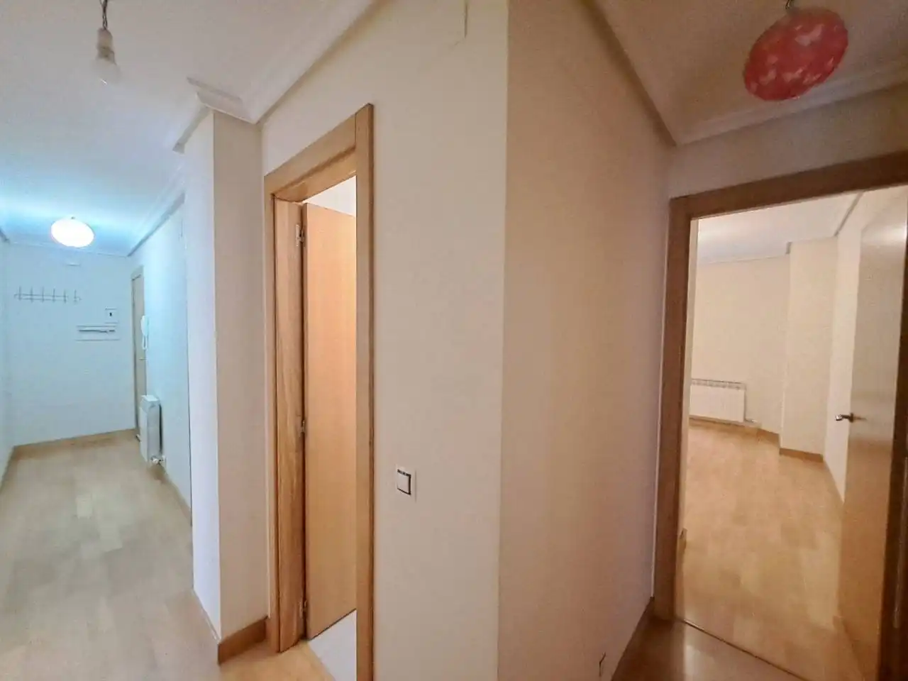 Piso en venta en Burgos con Calefacción, Parquet y Trastero